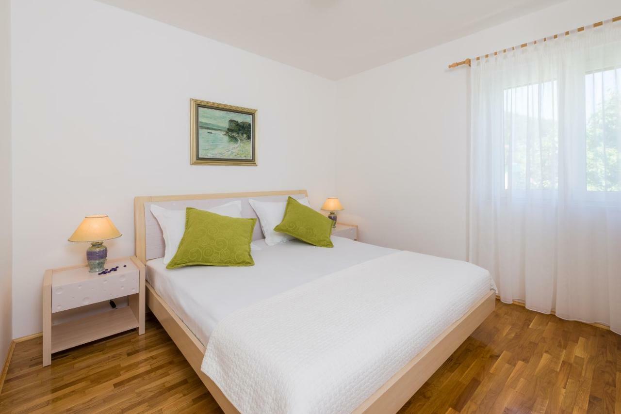 Apartments Nada Bol Luaran gambar