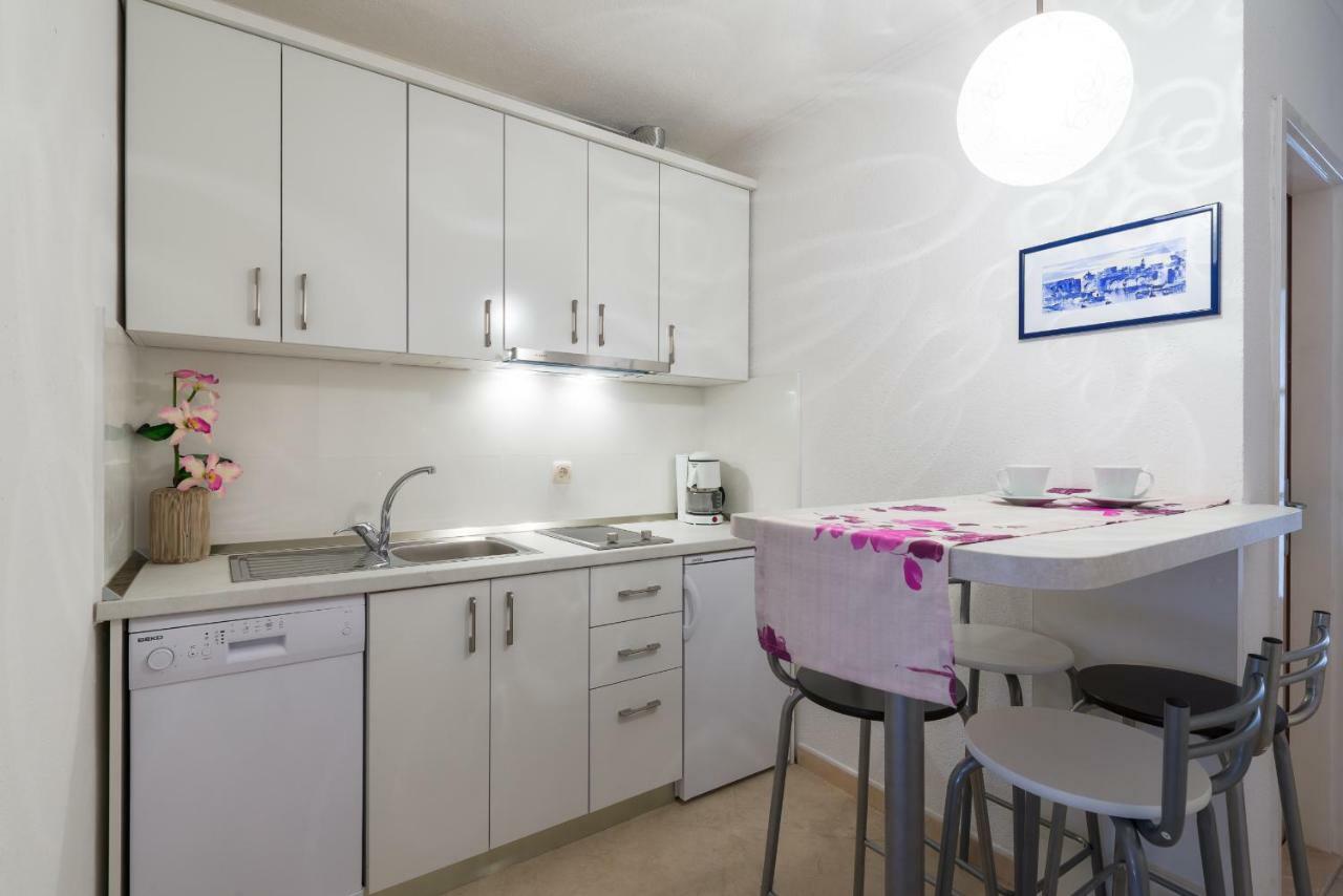 Apartments Nada Bol Luaran gambar