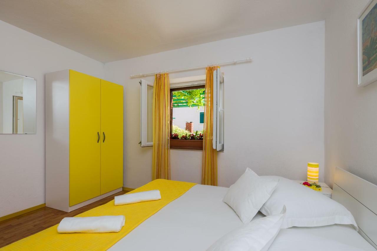 Apartments Nada Bol Luaran gambar